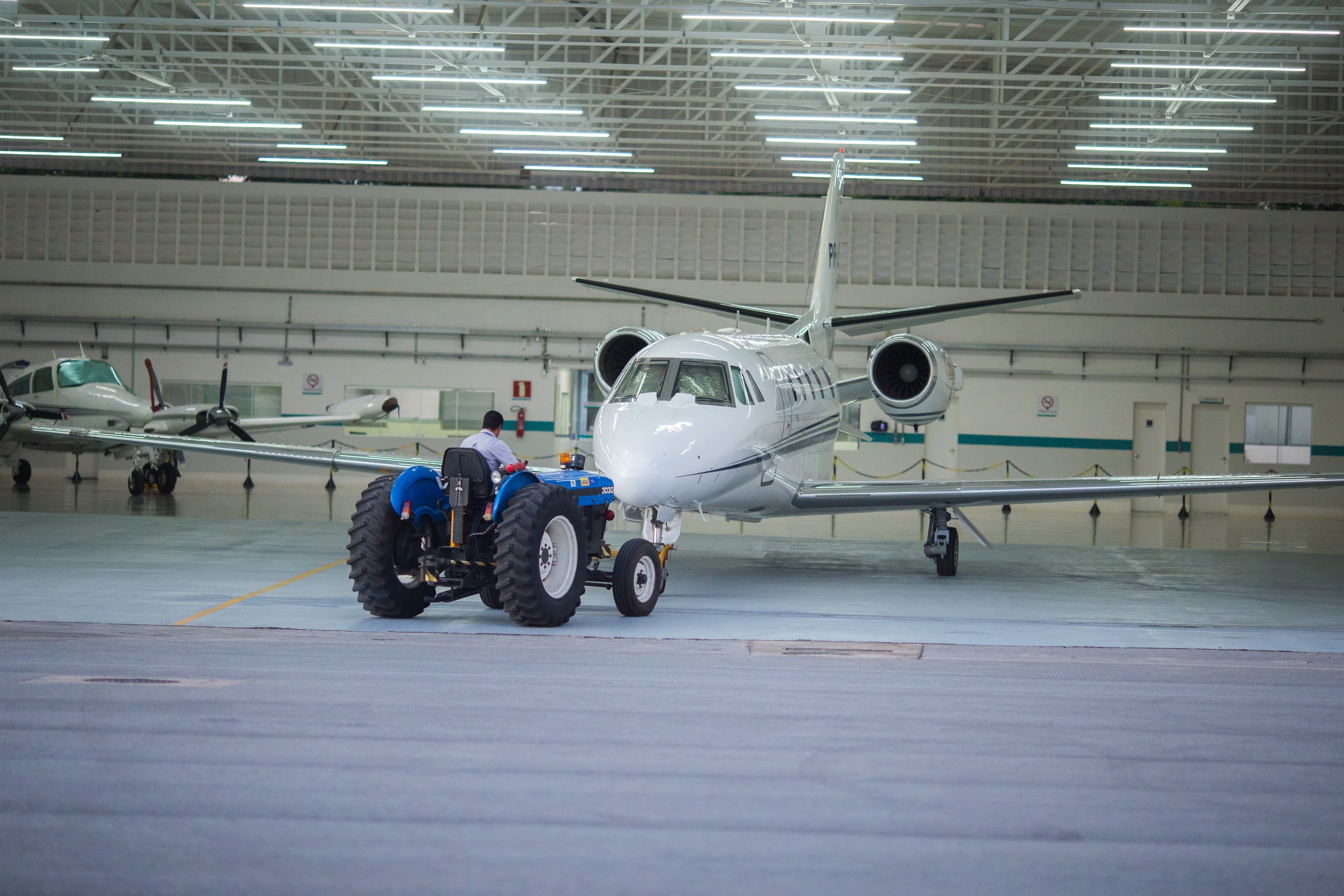 hangar 1 - Fly Aviation